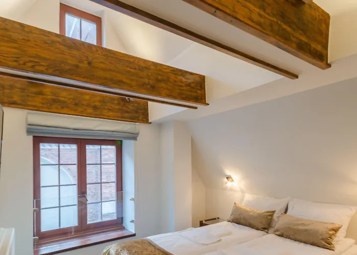 セレスティン レジデンス 4*