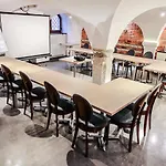 Celestin Aparthotel