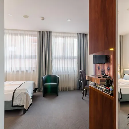 Celestin Hotel apartamentowy 4*