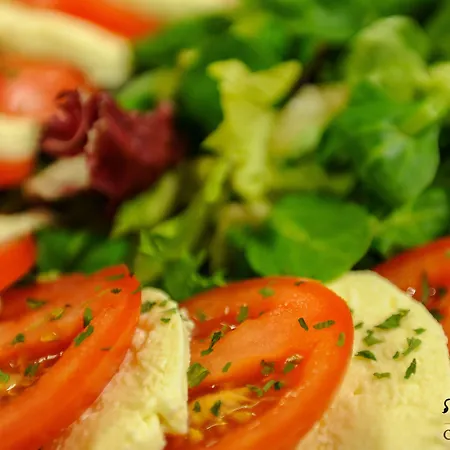 Celestin Hotel apartamentowy 4*