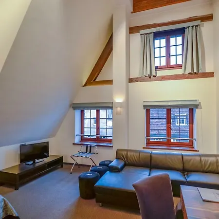 Celestin Aparthotel 4*