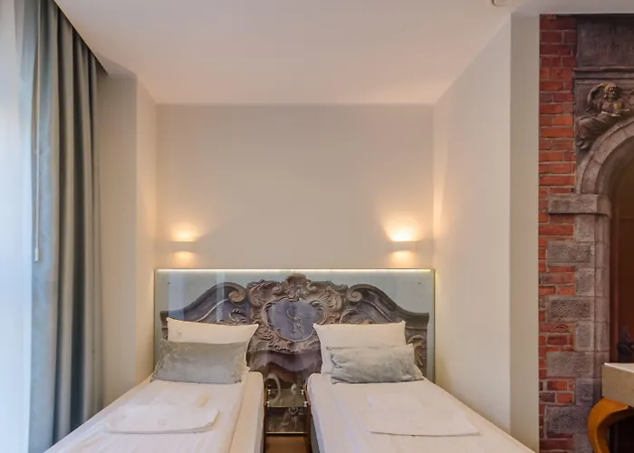 Celestin Aparthotel 4*